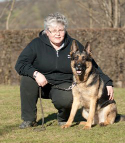 Manuela Martin - Trainer Begleithunde und Schutzhunde